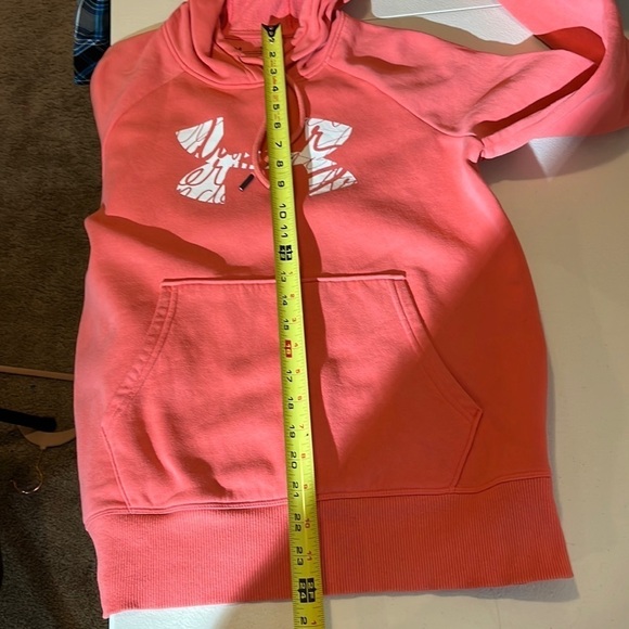 under Armour  hoodie size XS, Cantaloupe color, in good condition - Picture 6 of 6